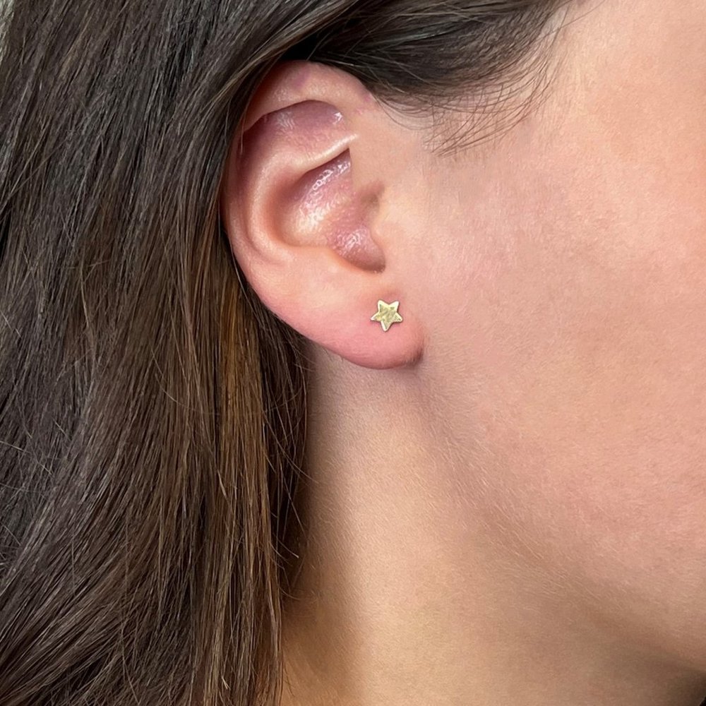 Rachel Koen Tiny Star Stud Earrings Screw Back 14k Yellow Gold